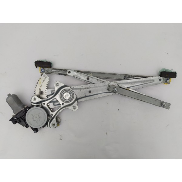 Máquina Vidro Dianteira Direita Eclipse Cross 2020 2021