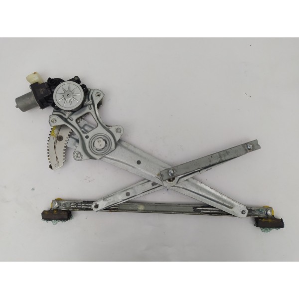 Máquina Vidro Dianteira Esquerda Eclipse Cross 2020 2021