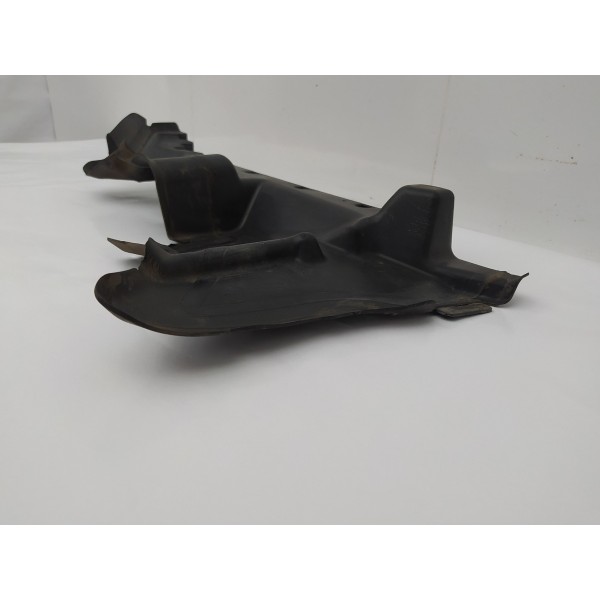 Defletor Radiador Dianteiro Direito Citroën C4 Lounge 2014