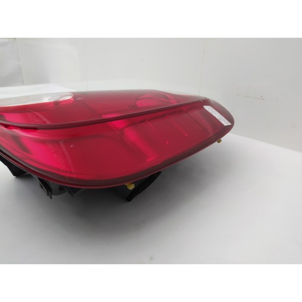 Lanterna Direita Fiat Uno Vivace 2011 2012 2013 2014 2015