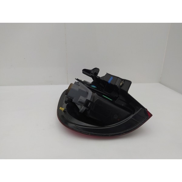 Lanterna Direita Fumê Fiat Uno Vivace 2011 2012 2013 2014 15