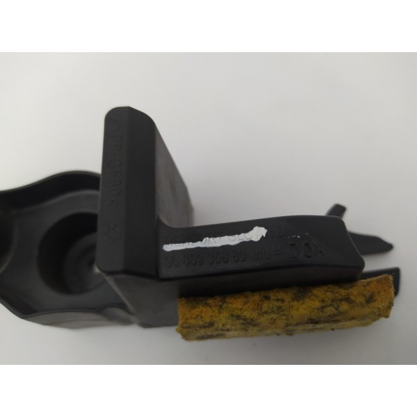 Guia Traseiro Direito Peugeot 3008 2012 2013 9685935880