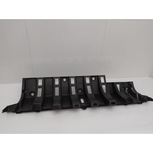 Guia Central Parachoque Traseiro Peugeot 3008 2011 2012 2013