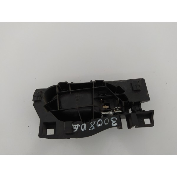 Maçaneta Interna Dianteira Esquerda Peugeot 3008 2014