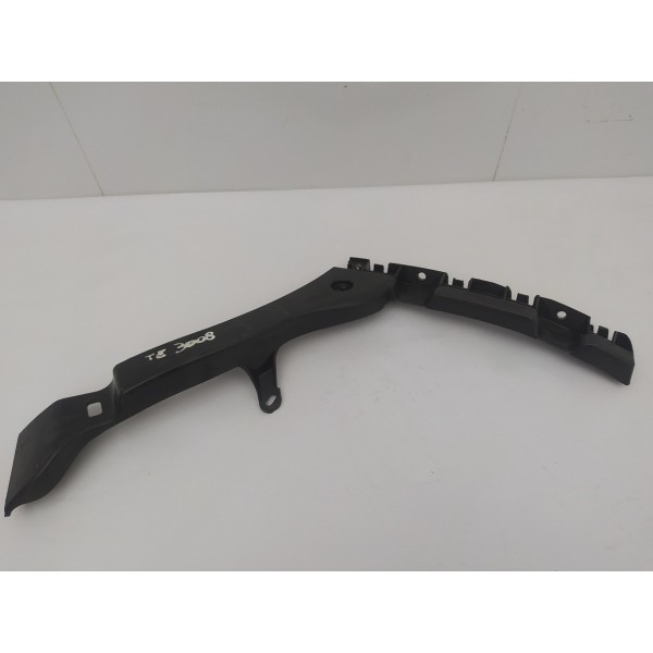 Guia Parachoque Traseiro Esquerdo Peugeot 3008 2011 2012