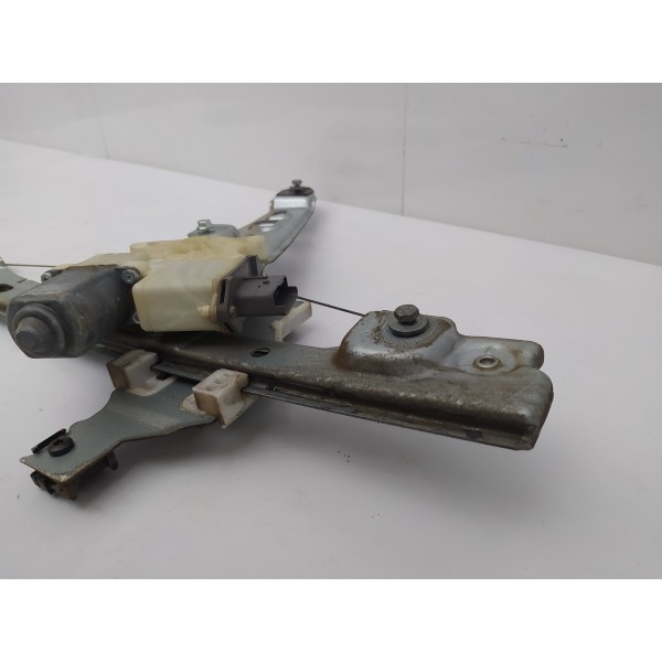 Máquina Vidro Dianteira Direita Peugeot 3008 2011 2012 2013