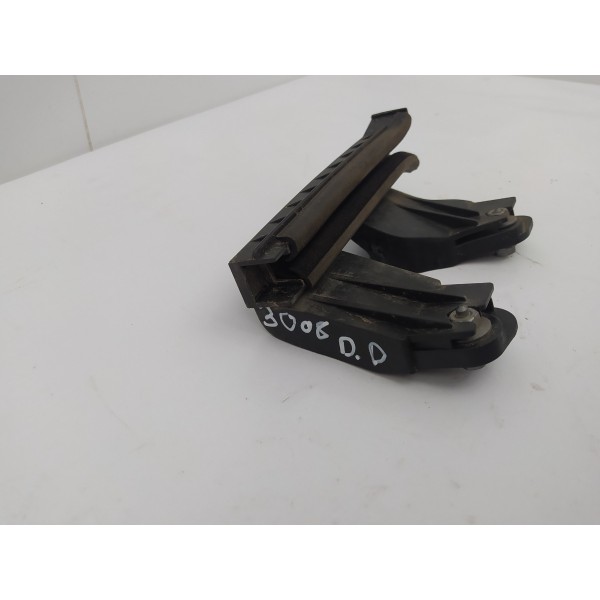 Guia Vidro Porta Dianteira Direita Peugeot 3008 2014