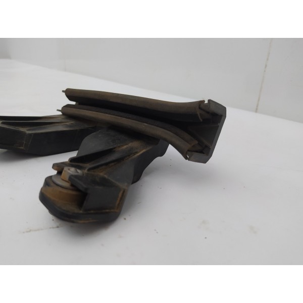 Guia Vidro Porta Dianteira Direita Peugeot 3008 2014