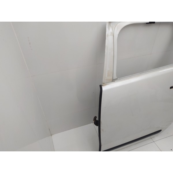 Porta Traseira Esquerda Peugeot 3008 2011 2012 2013 Detalhe