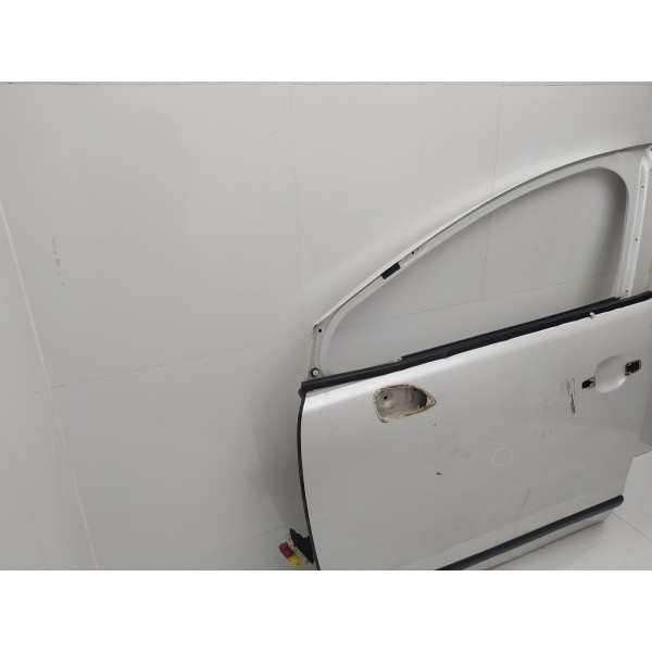 Porta Dianteira Esquerda Peugeot 3008 2011 2012 2013 Detalhe