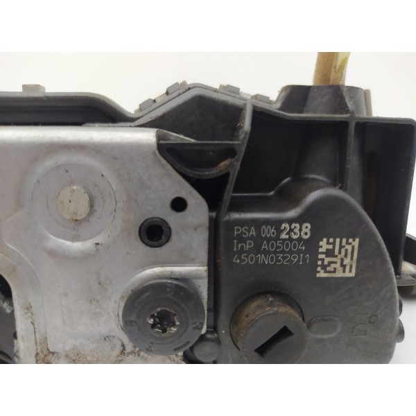 Fechadura Porta Traseira Direita Peugeot 3008 2011 2012