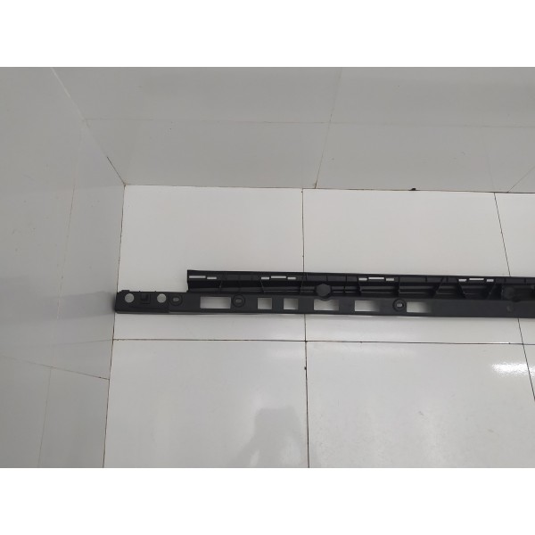 Suporte Spoiler Lateral Direito Mercedes Benz Gle 43 2019