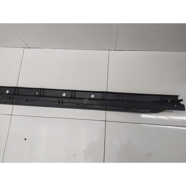 Suporte Spoiler Lateral Direito Mercedes Benz Gle 43 2019