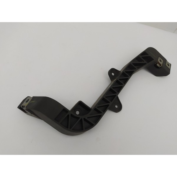 Suporte Parachoque Dianteiro Esquerdo Mercedes Gle 43 2019