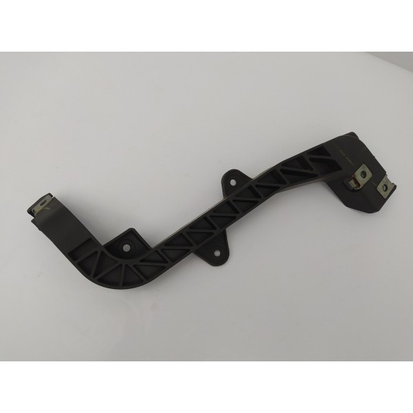 Suporte Parachoque Dianteiro Esquerdo Mercedes Gle 43 2019