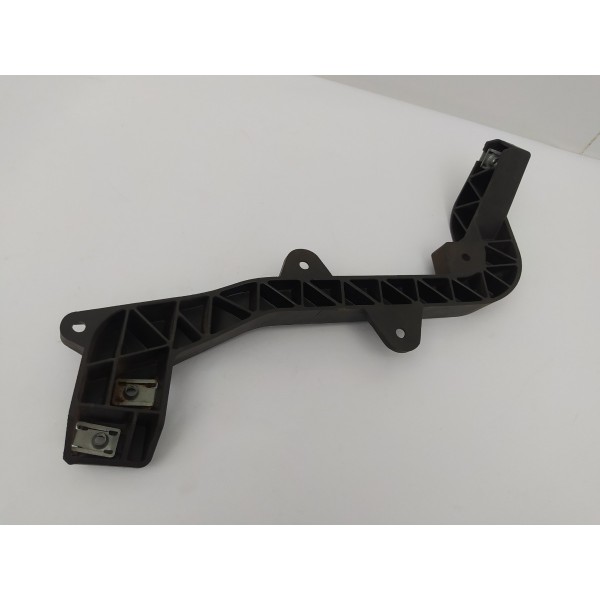 Suporte Parachoque Dianteiro Esquerdo Mercedes Gle 43 2019