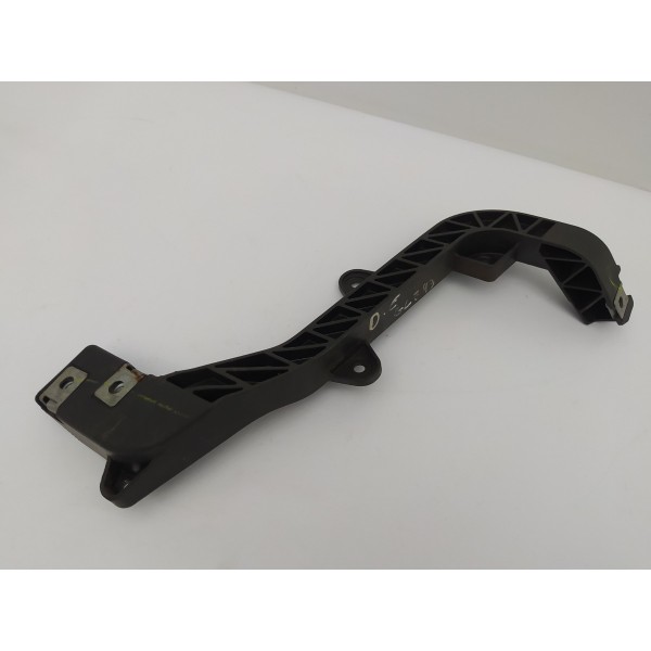 Suporte Parachoque Dianteiro Esquerdo Mercedes Gle 43 2019