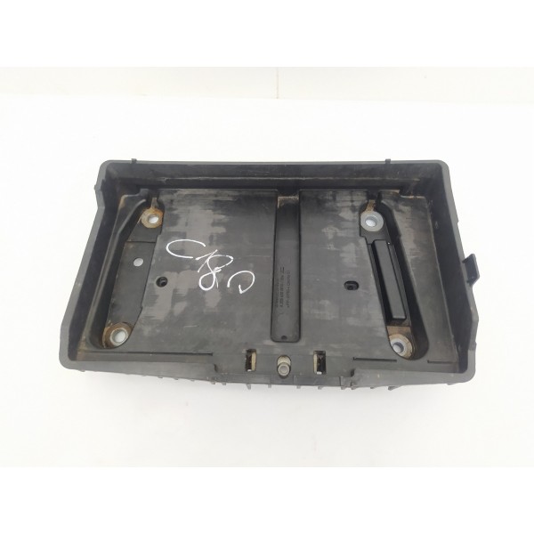Suporte Caixa Bateria Mercedes Benz C180 2016 A2056200018
