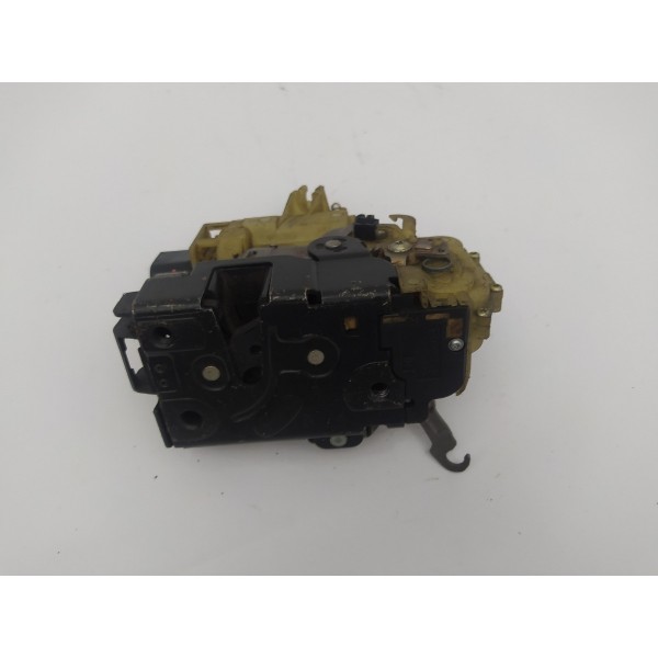 Fechadura Porta Dianteira Direita Volkswagen Golf Bora 2010