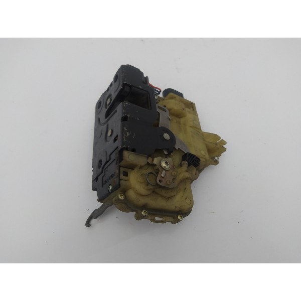 Fechadura Porta Dianteira Direita Volkswagen Golf Bora 2010