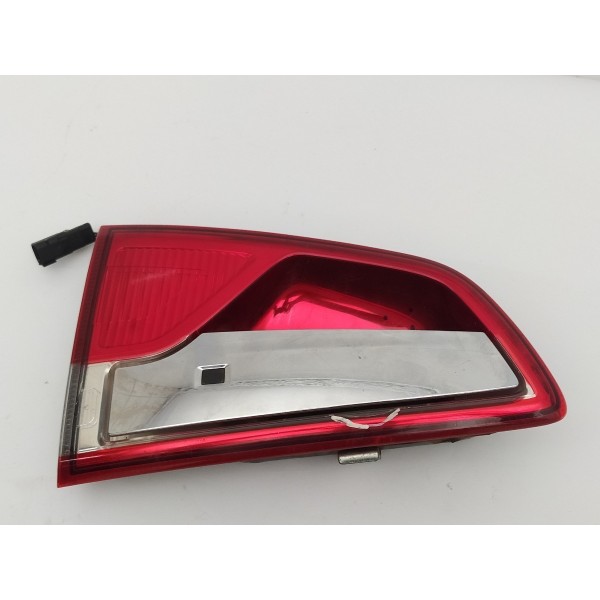 Lanterna Tampa Traseira Direita Ford Ecosport 2014 Detalhe