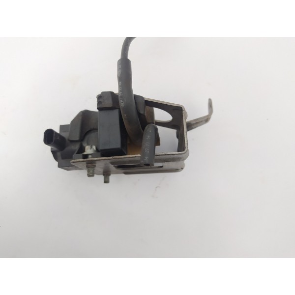 Válvula Solenoide Mercedes Benz C180 1.6 2016 A0101531328