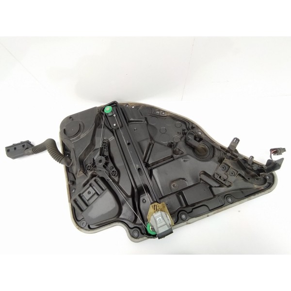 Máquina Vidro Traseira Direita Mercedes Benz C180 2016
