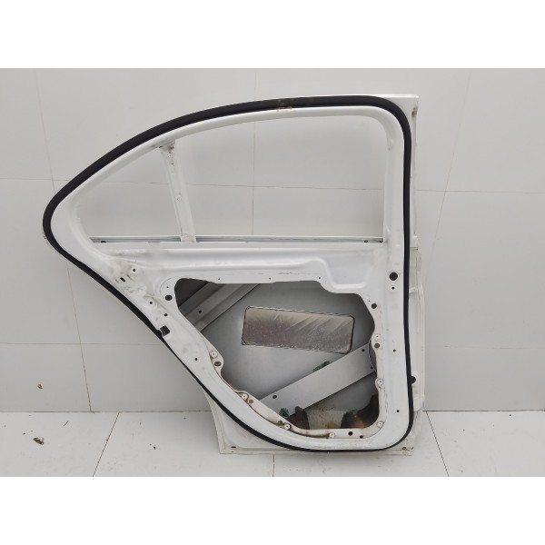 Porta Traseira Esquerda Mercedes Benz C180 2016