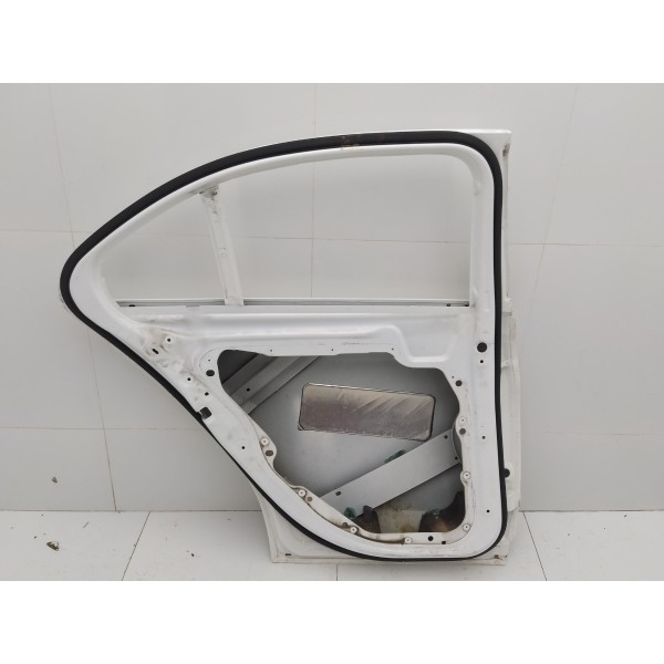 Porta Traseira Esquerda Mercedes Benz C180 2016