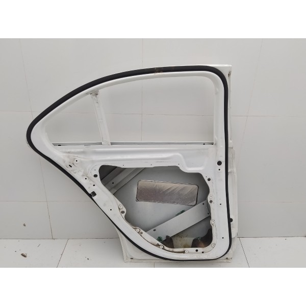 Porta Traseira Esquerda Mercedes Benz C180 2016