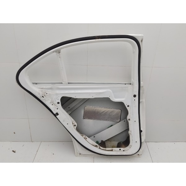 Porta Traseira Esquerda Mercedes Benz C180 2016