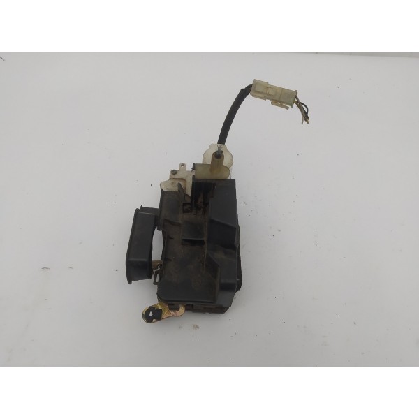 Fechadura Porta Dianteira Esquerda Fiat Strada 2005 2006 07