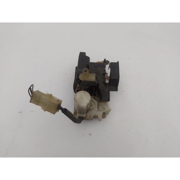 Fechadura Porta Dianteira Esquerda Fiat Strada 2005 2006 07