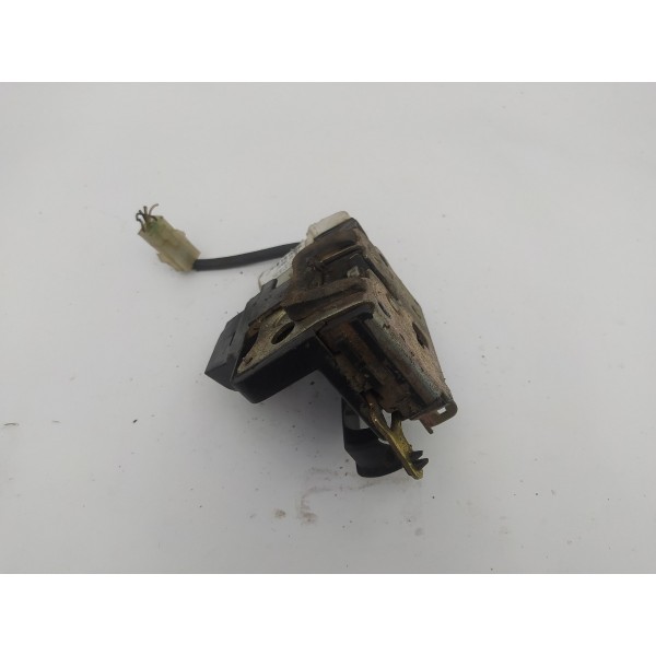 Fechadura Porta Dianteira Esquerda Fiat Strada 2005 2006 07