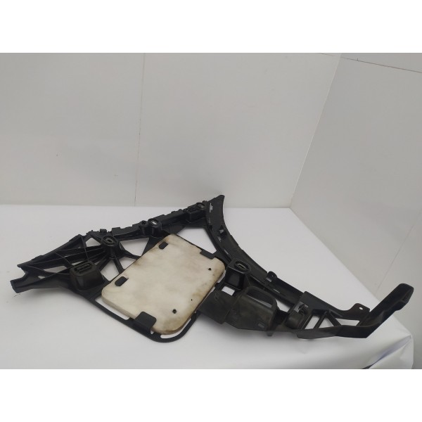 Guia Parachoque Traseiro Esquerdo Mercedes Benz Gle 43 2019