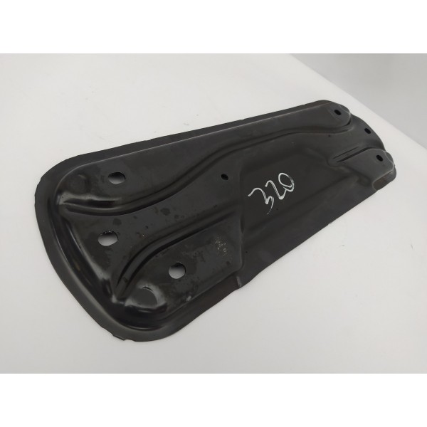 Travessa Suporte Inferior Radiador Bmw 320i 2013 2014