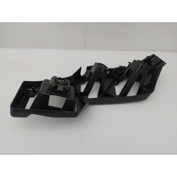 Guia Parachoque Traseiro Esquerdo Mercedes Benz Gle 43 2019