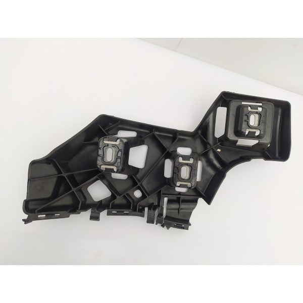 Guia Parachoque Traseiro Esquerdo Mercedes Benz Gle 43 2019