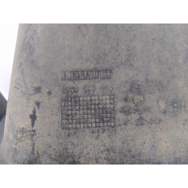 Defletor Parabarro Dianteiro Direito Renault Sandero 2010 11