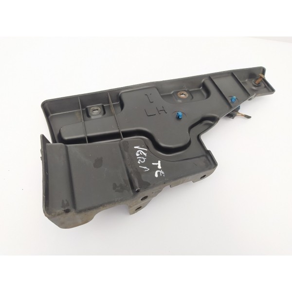 Guia Parachoque Traseiro Esquerdo Hyundai Vera Cruz 2008 09