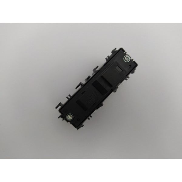 Botão Trava Porta Dianteira Esquerda Mercedes Gle 43 2019