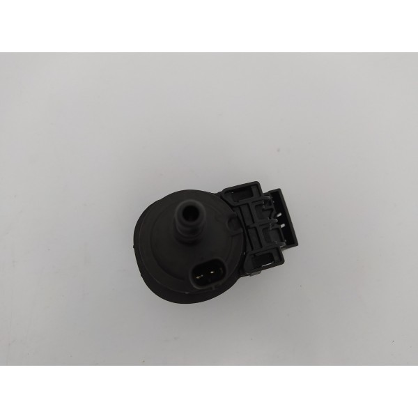 Válvula Canister Mercedes Benz Gle 43 Amg 2019 A0014700993