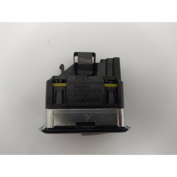 Botão Comando Abertura Tampa Traseira Mercedes Gle 43 2019