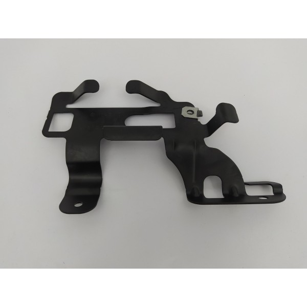 Suporte Esquerdo Mercedes Benz Gle 43 Amg 2019 A2928100131