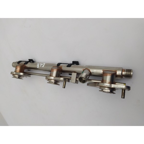 Flauta Bico Injetor Mercedes Glc 43 3.0 V6 2019 A2760700500