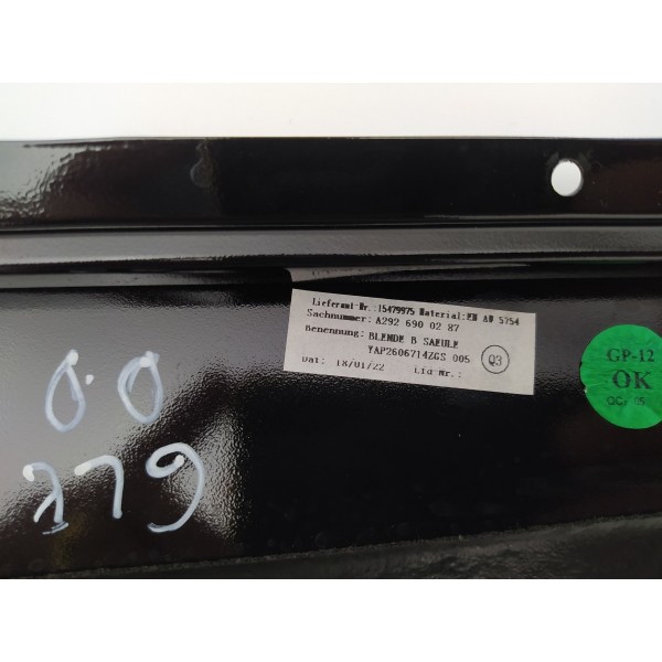 Moldura Dianteira Direita Black Piano Mercedes Gle 43 2019