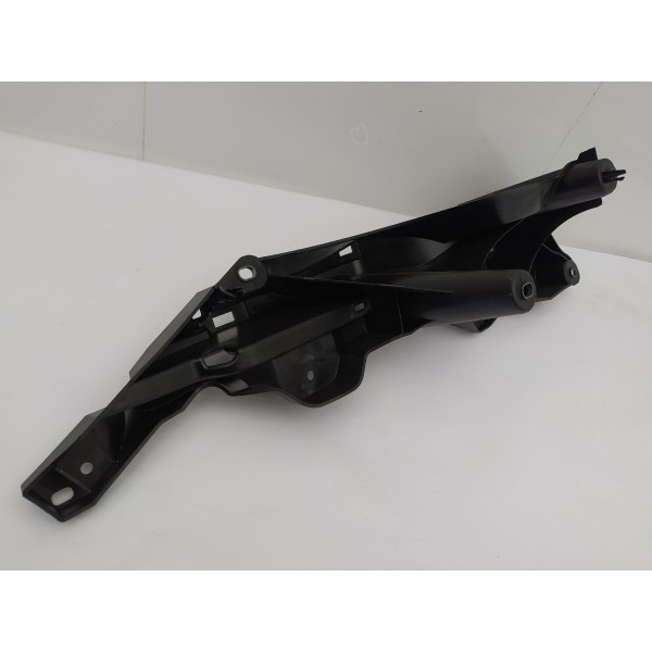 Guia Direito Porta Malas Mercedes Benz Gle 43 2018 2019