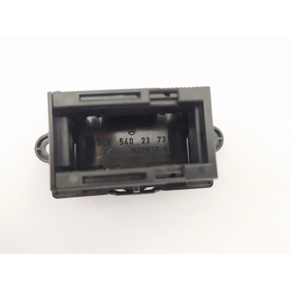 Tampa Plug Diagnóstico Mercedes Benz Gle 43 2019 2025402373