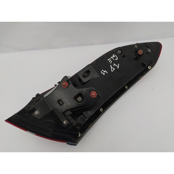 Lanterna Direita Mercedes Benz Gle 43 Amg 2018 2019