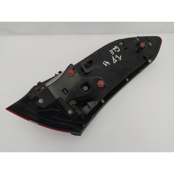 Lanterna Direita Mercedes Benz Gle 43 Amg 2018 2019